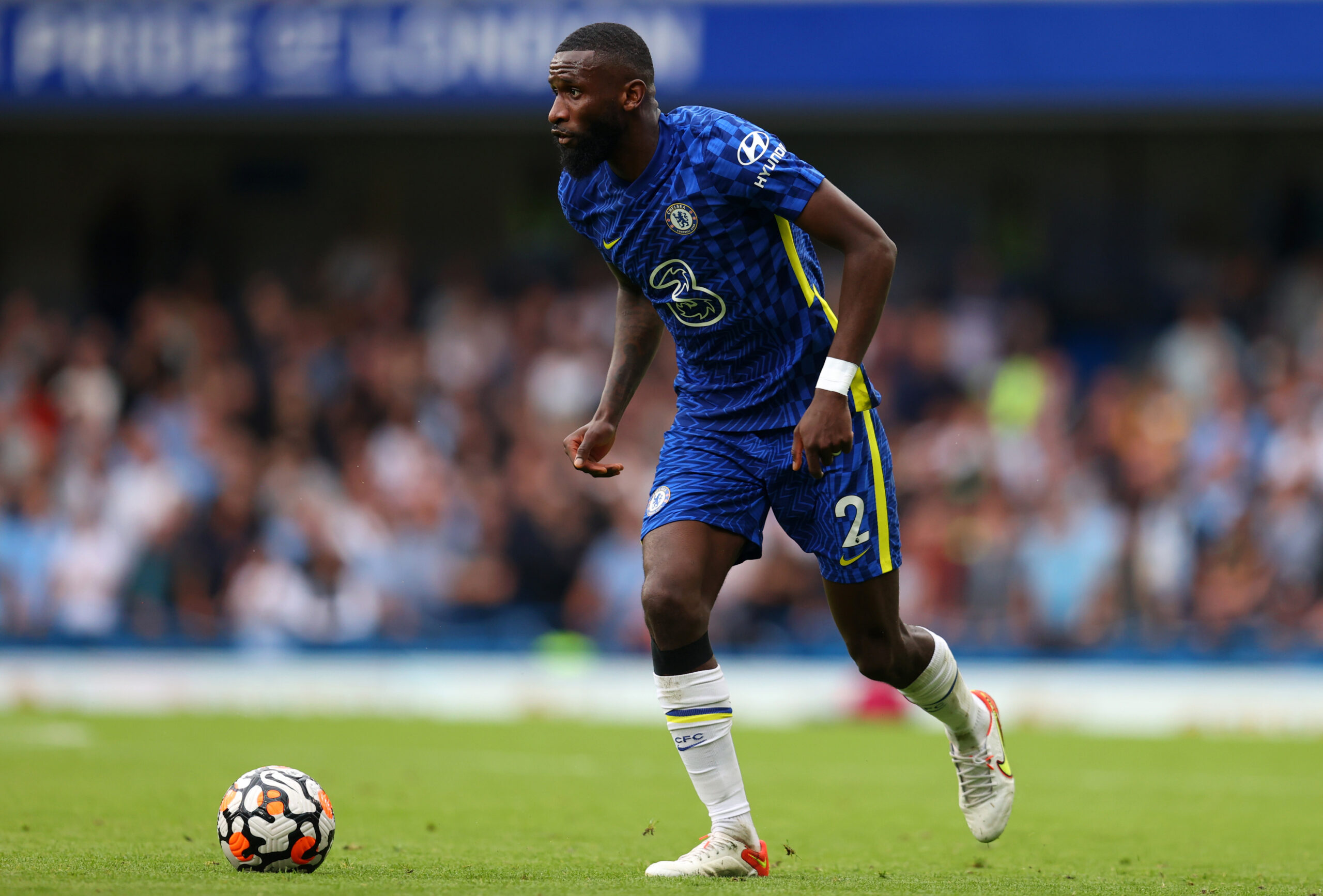 Chelsea mantém negociações pela renovação de Antônio Rudiger - O maior ...